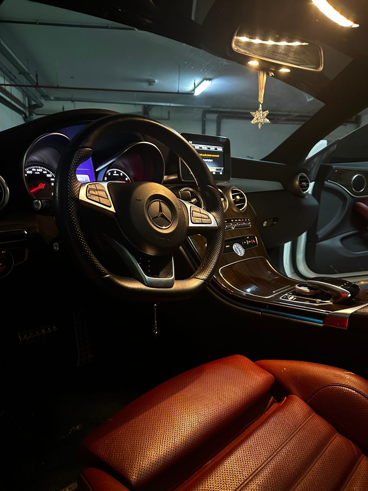 wit Mercedes Benz C200 Coupe 2017